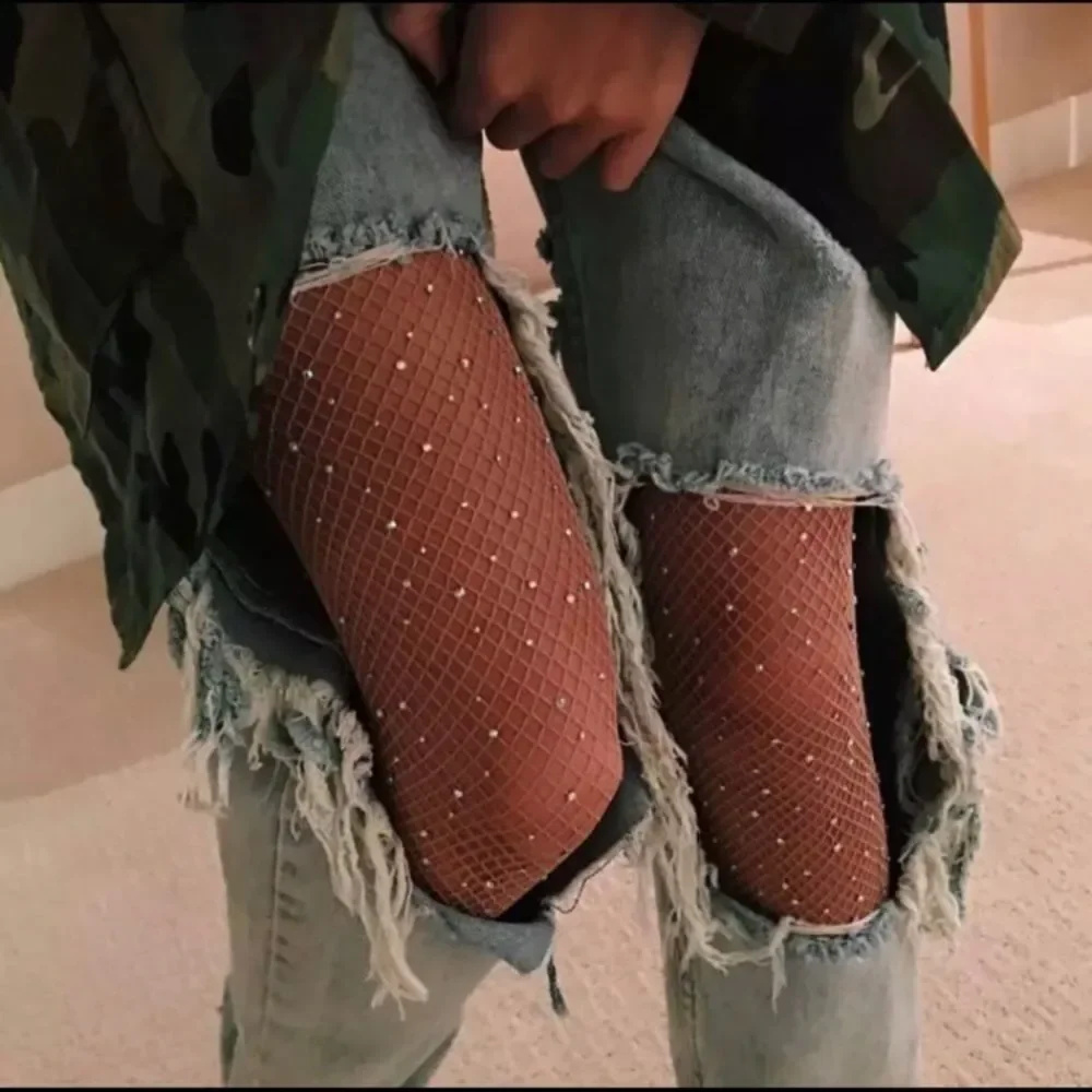 💎 Nude Fishnet Rhinestone Stocking 💎 - Picture 3 of 5
